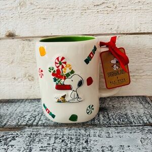 Peanuts‎ Christmas SNOOPY “The More The Merrier” Holiday RAE DUNN Mug NEW
